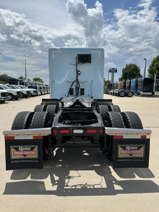 2025 Peterbilt 589 — photo 5