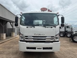 2026 Isuzu FTR — photo 3