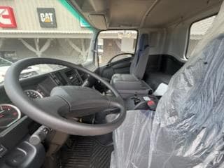2026 Isuzu FTR — photo 6