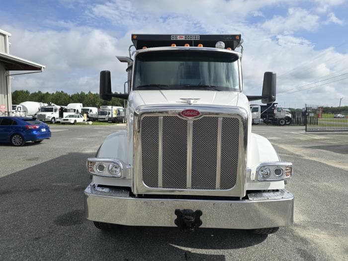 2025 Peterbilt 567 — photo 9