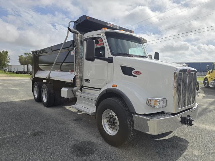 2025 Peterbilt 567 — photo 8