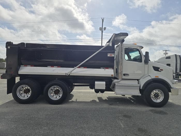 2025 Peterbilt 567 — photo 7