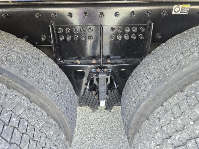 2025 Peterbilt 567 — photo 25