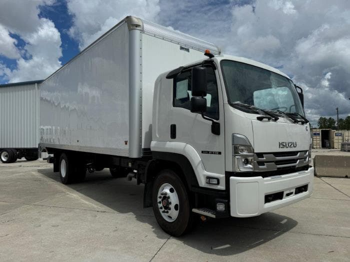 2025 Isuzu FTR — photo 4
