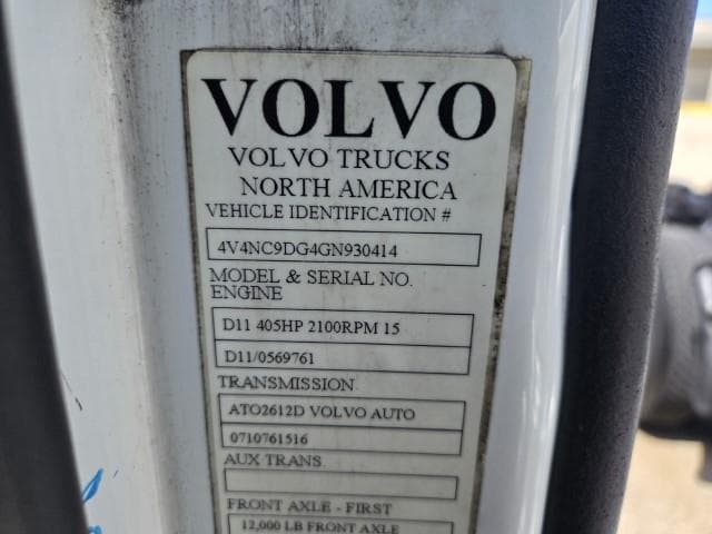 2016 Volvo VNL 300 — photo 17