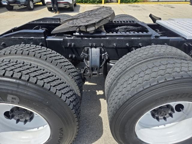 2016 Peterbilt 579 — photo 16