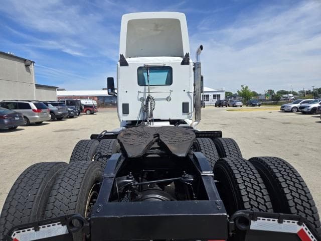 2016 Peterbilt 579 — photo 6