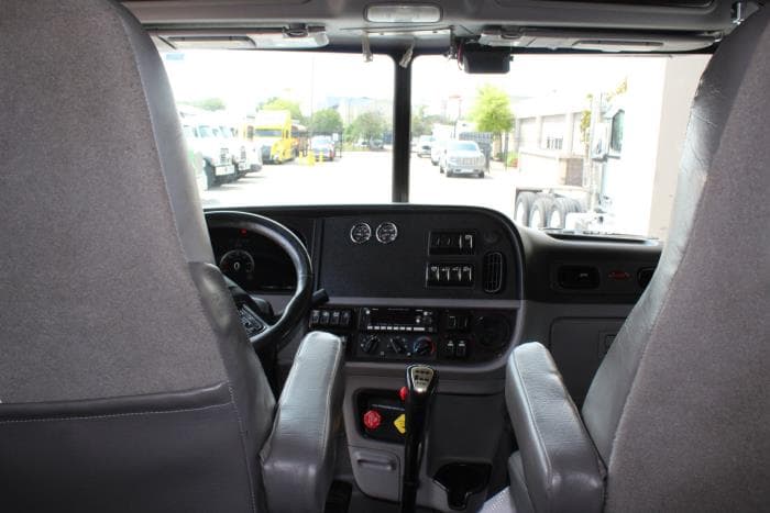 2023 Peterbilt 389 — photo 20