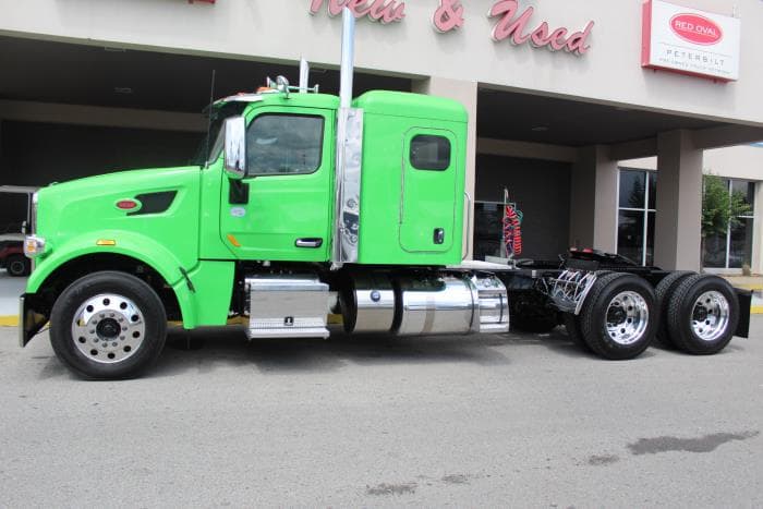 2021 Peterbilt 567 — photo 4