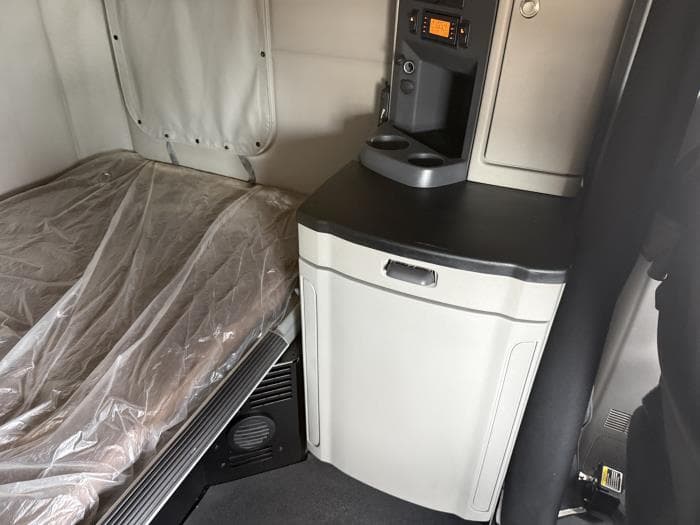 2022 Peterbilt 579 — photo 19
