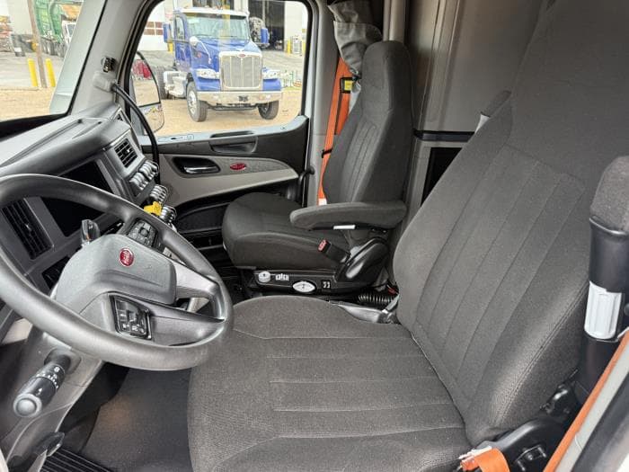 2022 Peterbilt 579 — photo 20