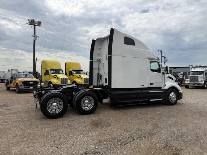 2022 Peterbilt 579 — photo 34