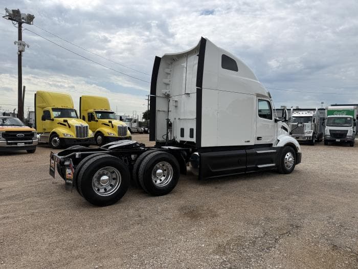 2022 Peterbilt 579 — photo 35