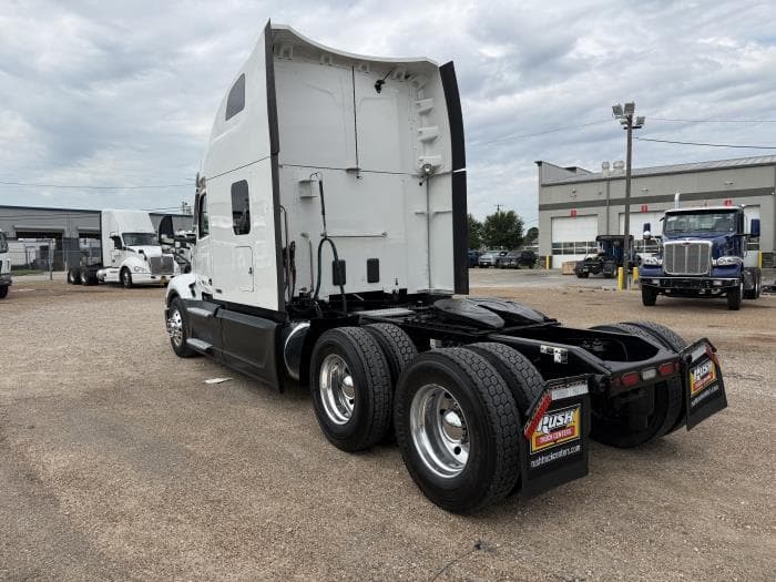 2022 Peterbilt 579 — photo 42