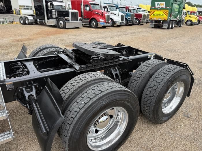 2022 Peterbilt 579 — photo 50