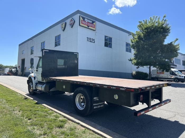 2019 International 4300 — photo 6