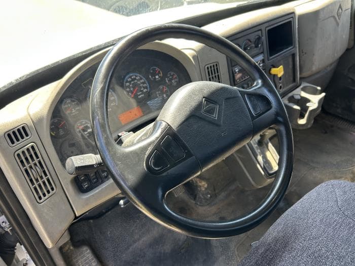 2019 International 4300 — photo 13