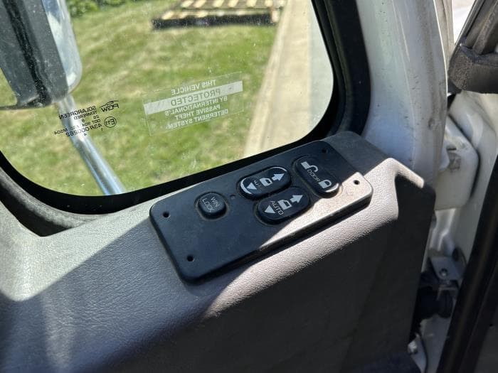 2019 International 4300 — photo 14
