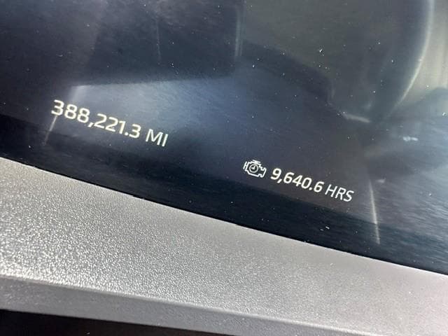 2022 Kenworth T680 — photo 10