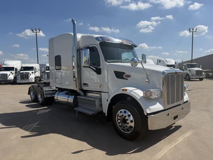 2022 Peterbilt 567 — photo 8