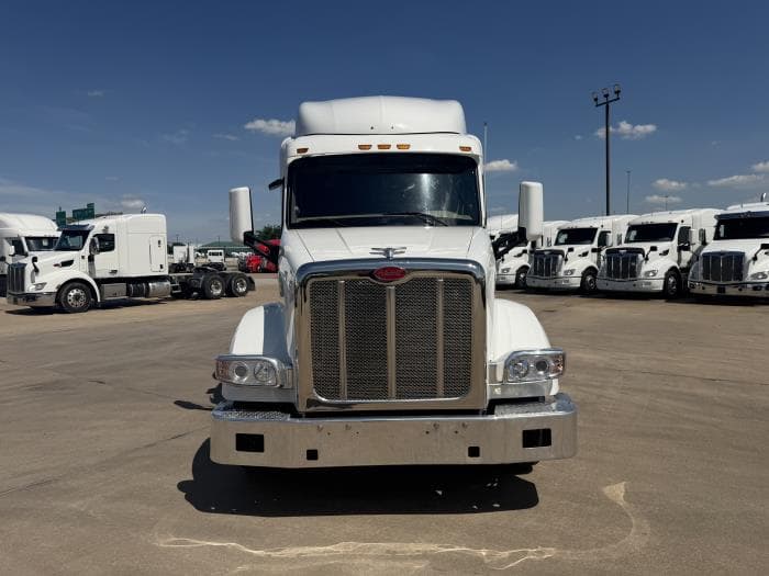 2022 Peterbilt 567 in Orlando, FL — photo 9
