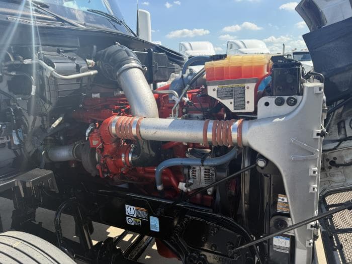 2022 Peterbilt 567 in Orlando, FL — photo 19
