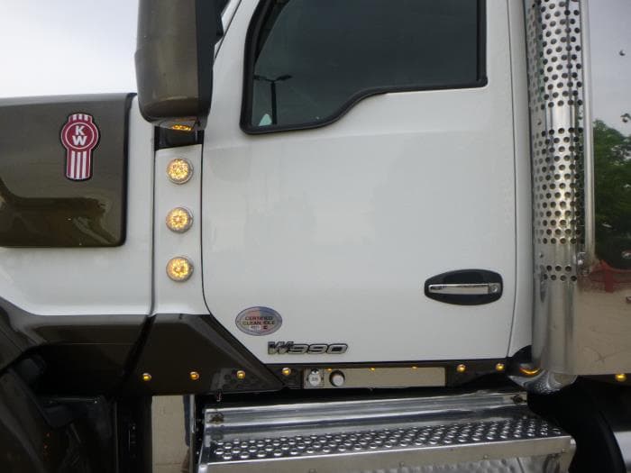 2021 Kenworth W990 — photo 10