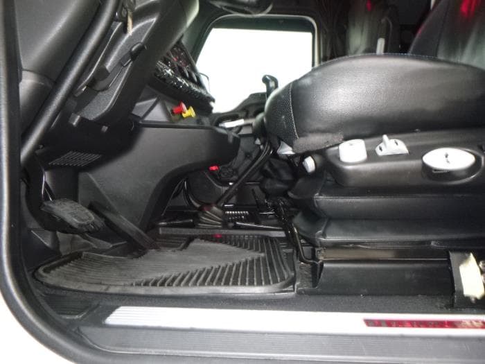 2021 Kenworth W990 — photo 21
