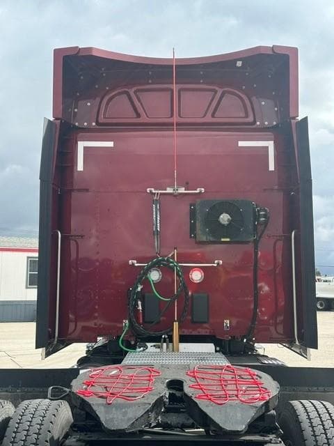 2022 Peterbilt 567 — photo 14
