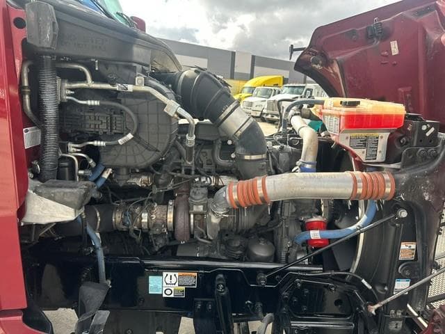 2022 Peterbilt 567 — photo 19