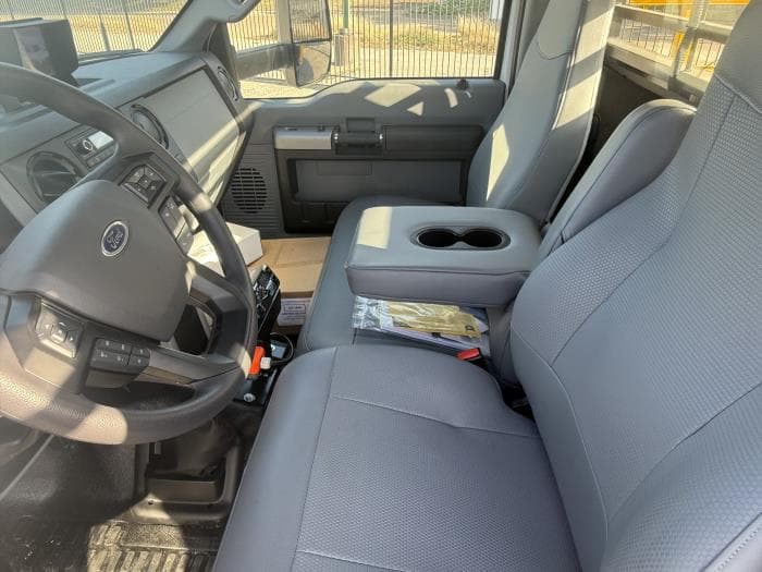 2027 Ford F-650 — photo 15