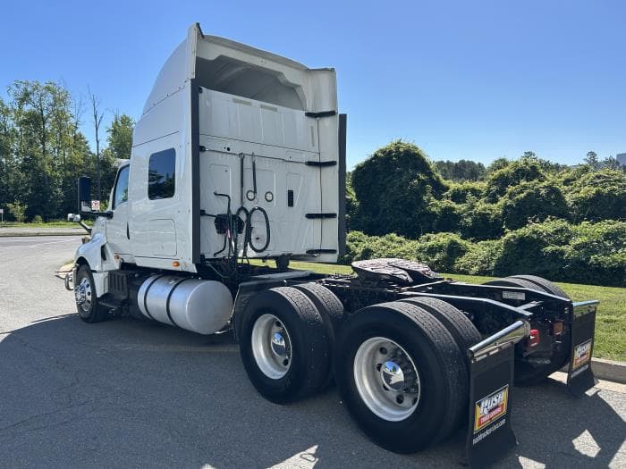 2018 International LT — photo 6