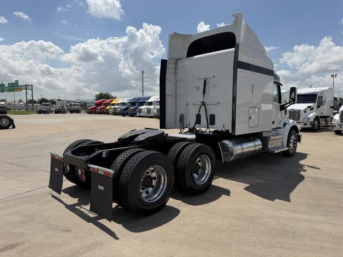 2022 Peterbilt 567 in Jacksonville, FL — photo 6