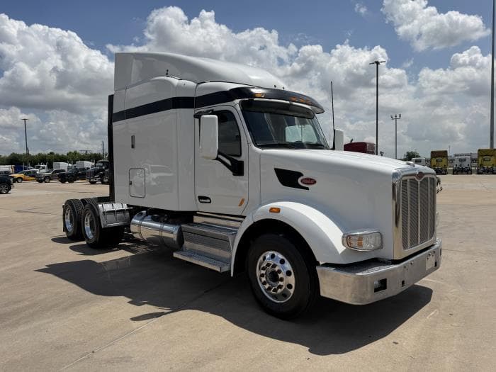 2022 Peterbilt 567 in Jacksonville, FL — photo 8
