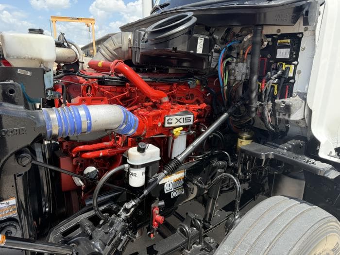 2022 Peterbilt 567 in Jacksonville, FL — photo 16