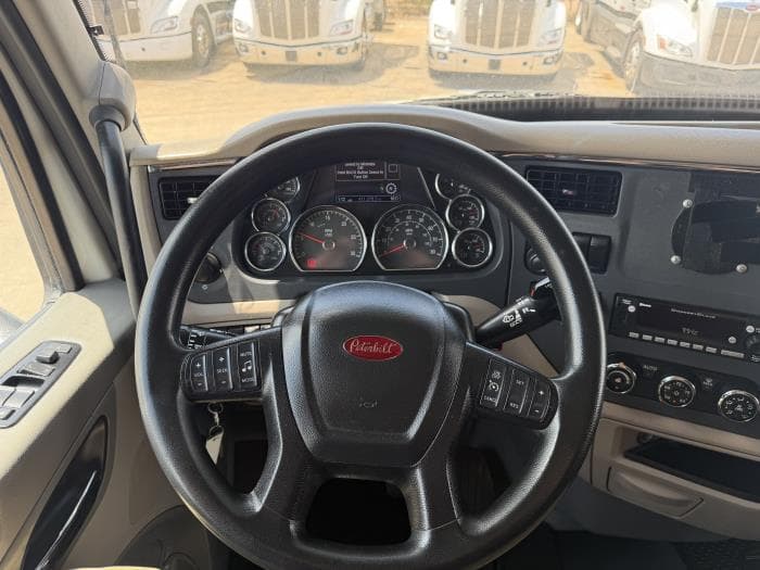 2022 Peterbilt 567 in Jacksonville, FL — photo 35