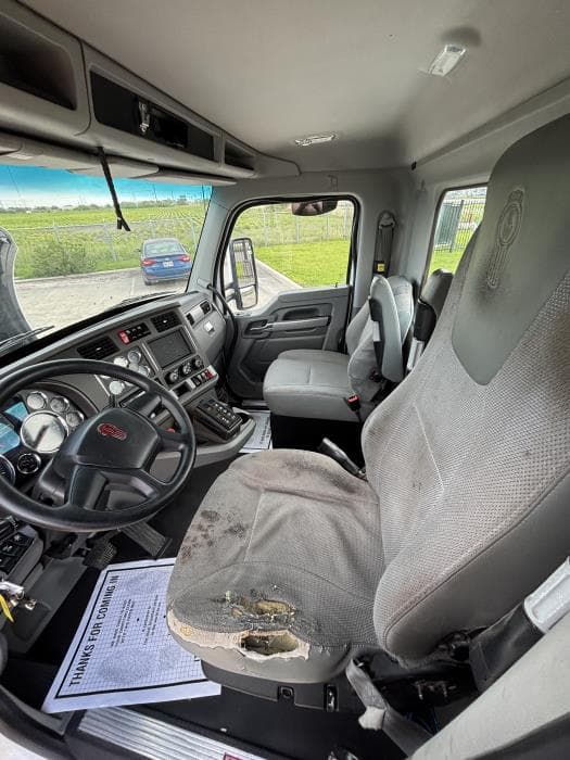 2017 Kenworth T880 — photo 8