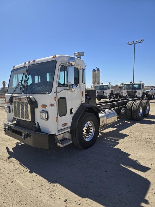 2026 Peterbilt 520 — photo 10