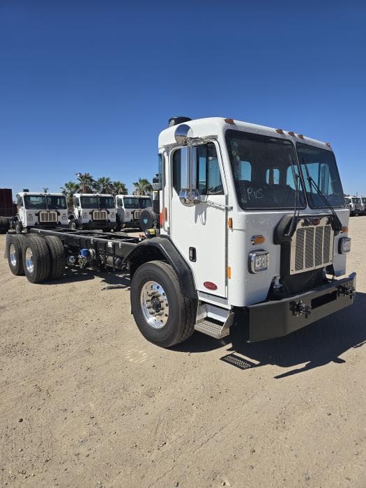 2026 Peterbilt 520 — photo 3