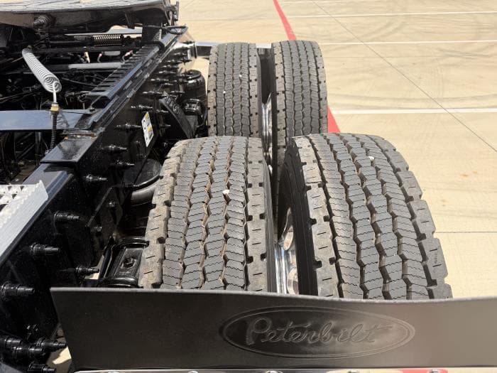 2027 Peterbilt 589 — photo 14