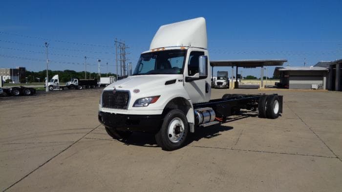 2027 International MV in Effingham, IL — photo 2