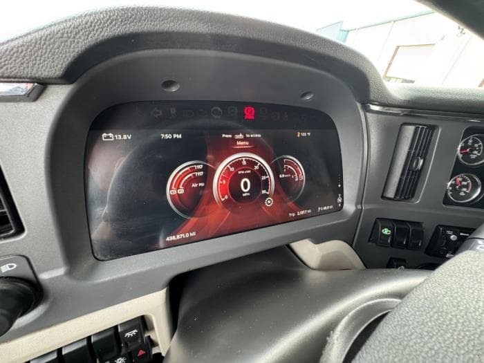 2022 Peterbilt 579 — photo 12