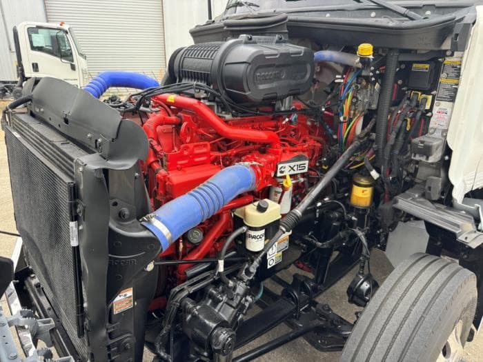 2022 Peterbilt 579 — photo 17