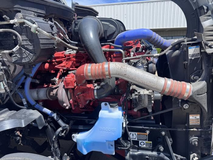 2022 Kenworth T680 — photo 17