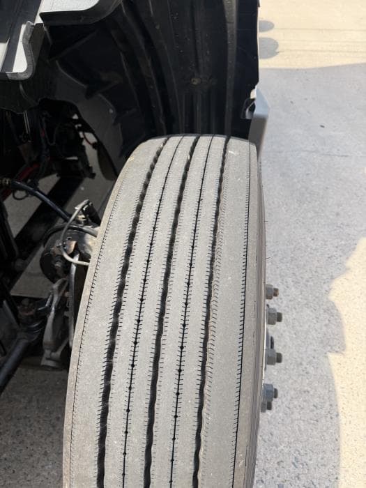 2019 International LT — photo 10