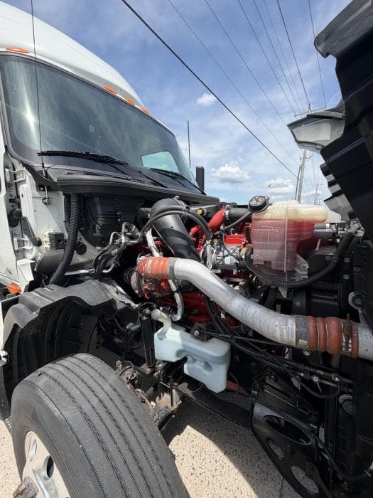 2019 International LT — photo 13