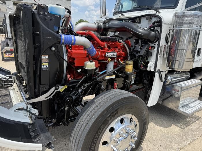 2022 Peterbilt 389 — photo 42