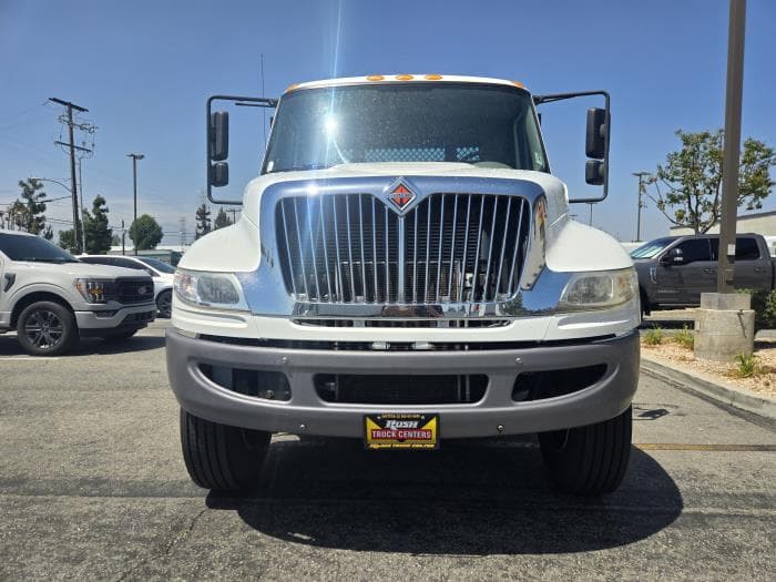 2019 International 4300 — photo 3