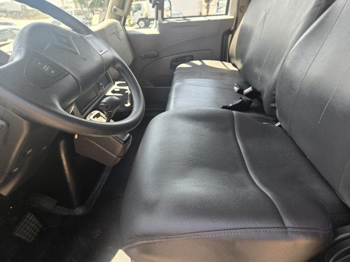 2019 International 4300 — photo 8