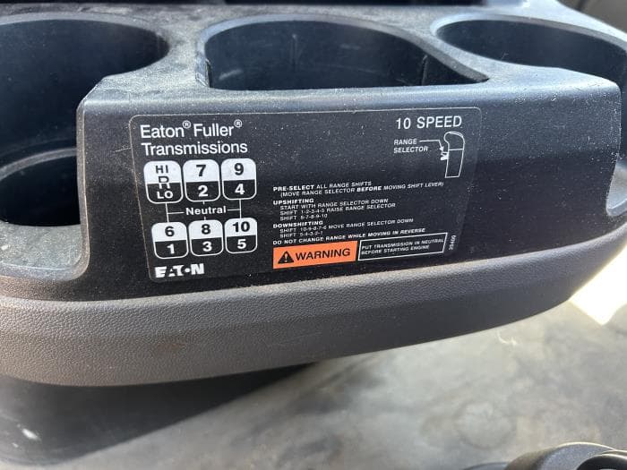 2020 International LT — photo 14